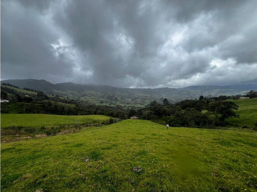 LOTE EN VENTA - A 10 MINUTOS DE GUATAVITA - 4
