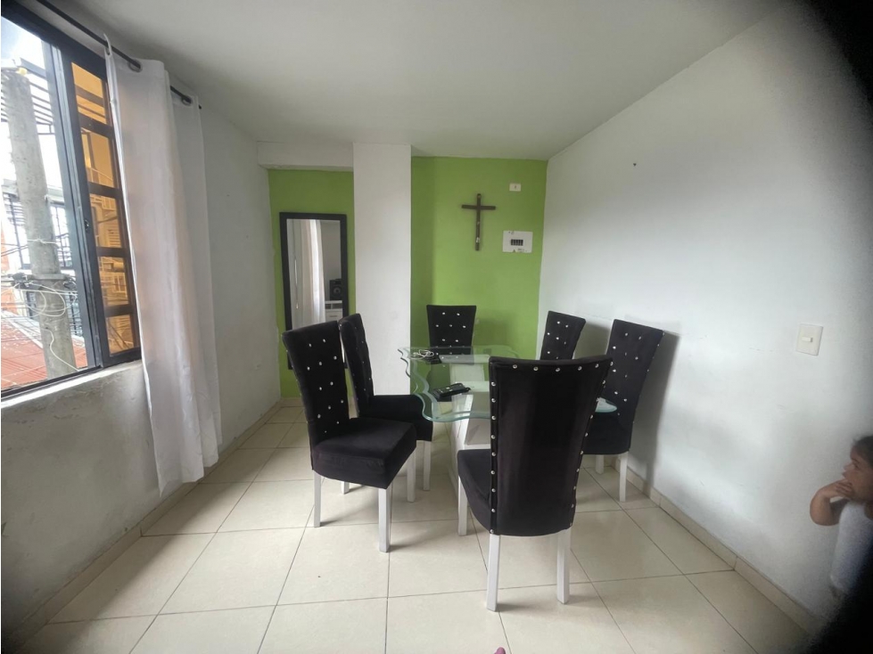 CASA EN VENTA AL OCCIDENTE DE ARMENIA