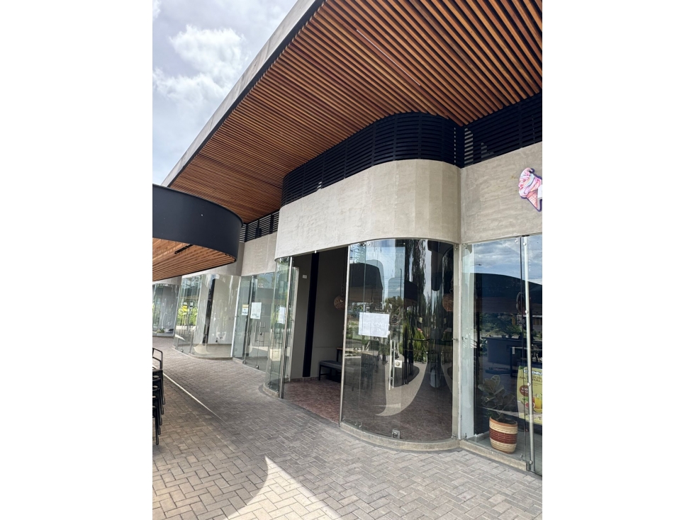 LOCAL COMERCIAL EN VENTA - CALARCÁ - 2
