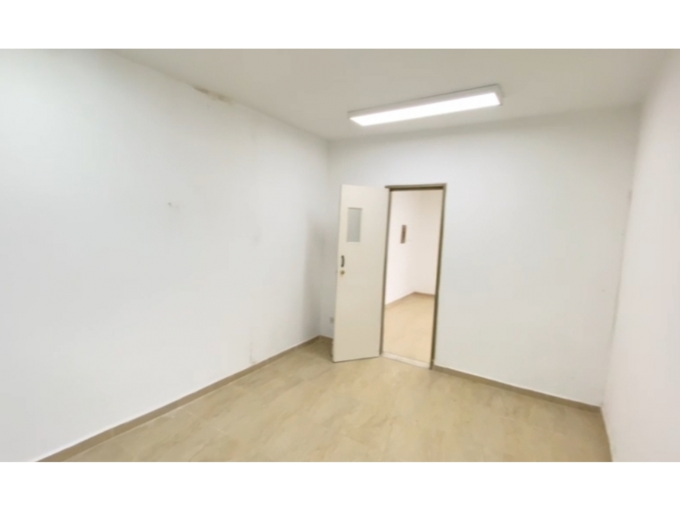 LOCAL COMERCIAL EN ARRIENDO - EL NOGAL — foto 4
