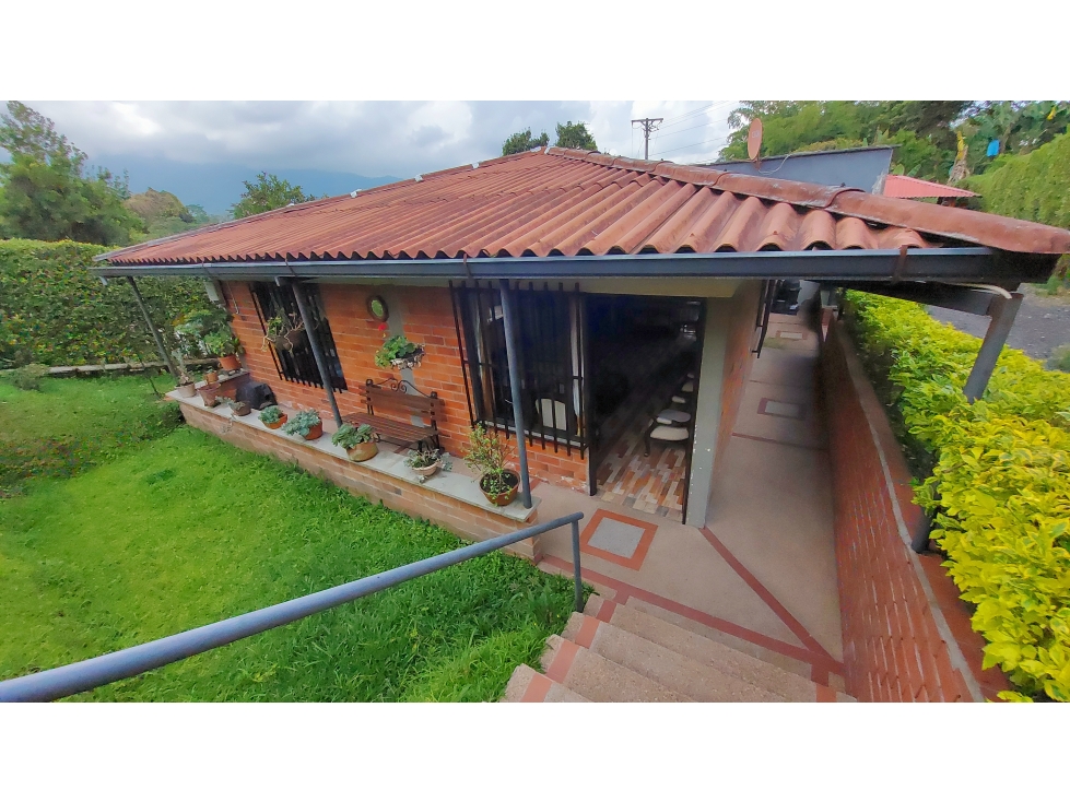 CASA CAMPESTRE EN VENTA - CALARCÁ SECTOR LA BELLA - 1