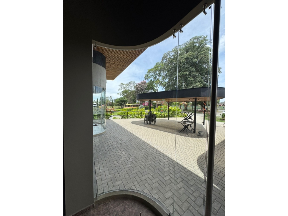 LOCAL COMERCIAL EN VENTA - CALARCÁ - 6