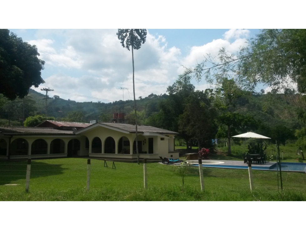 FINCA EN VENTA EN LA VÍA RIO VERDE - CÓRDOBA — foto 4