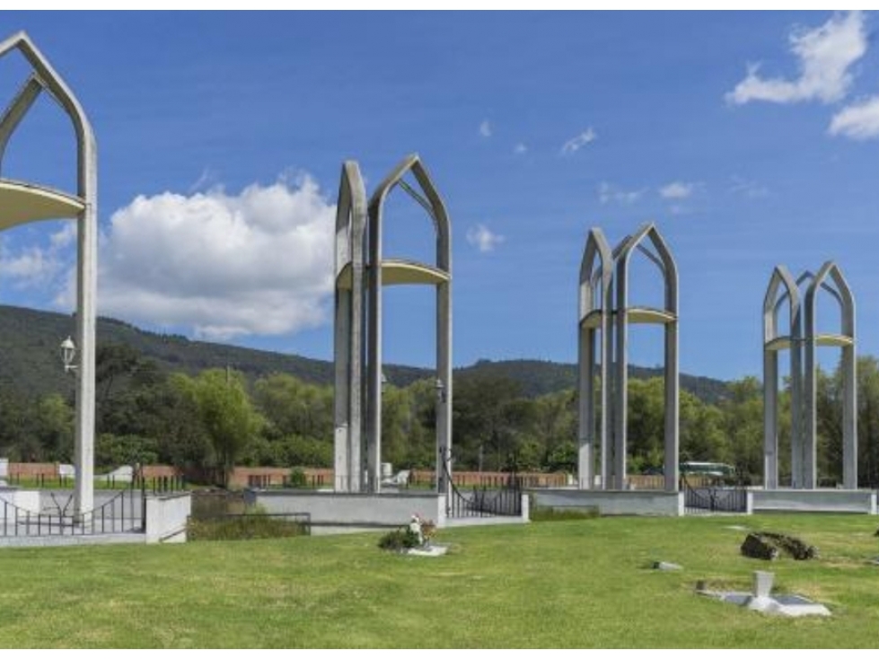 LOTE CEMENTERIO JARDINES DEL RECUERDO — foto 3