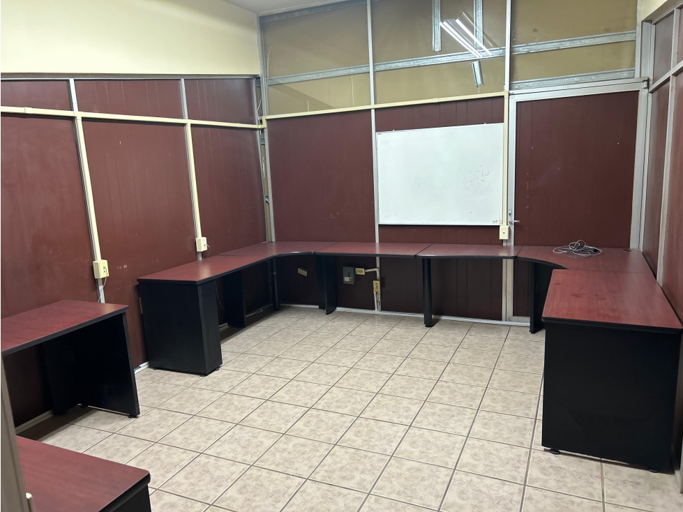 SE RENTA LOCAL EN NAVOJOA PARA OFICINAS O COMERCIO - 4