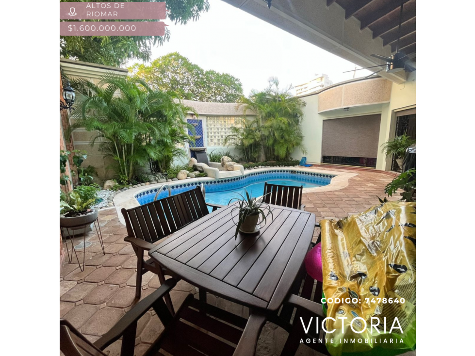 Venta de casa - Altos de Riomar