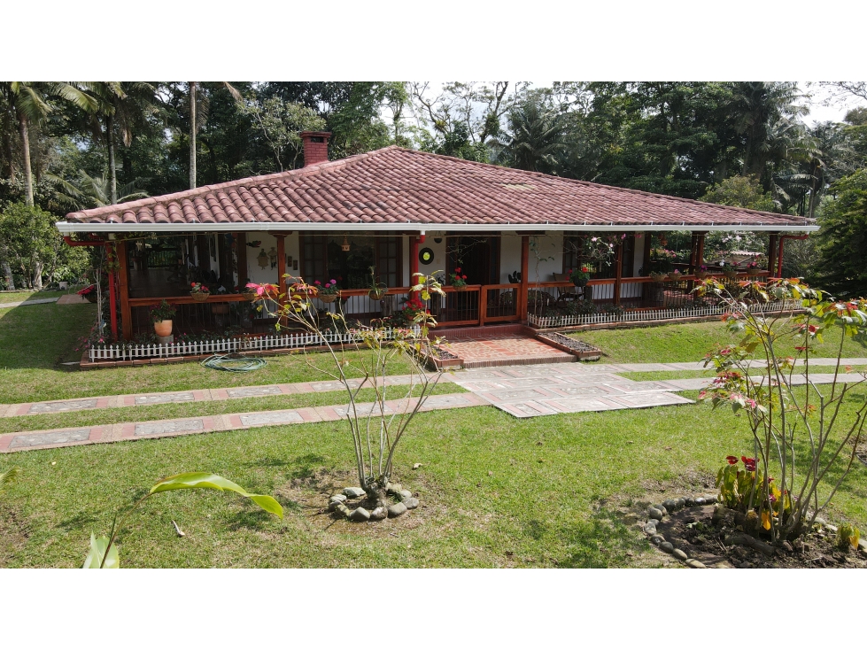 VENTA DE CASA CAMPESTRE EN CIRCASIA, QUINDÍO, COLOMBIA