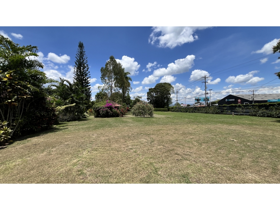 VENTA DE LOTE COMERCIAL EN ARMENIA, QUINDIO, COLOMBIA — foto 3