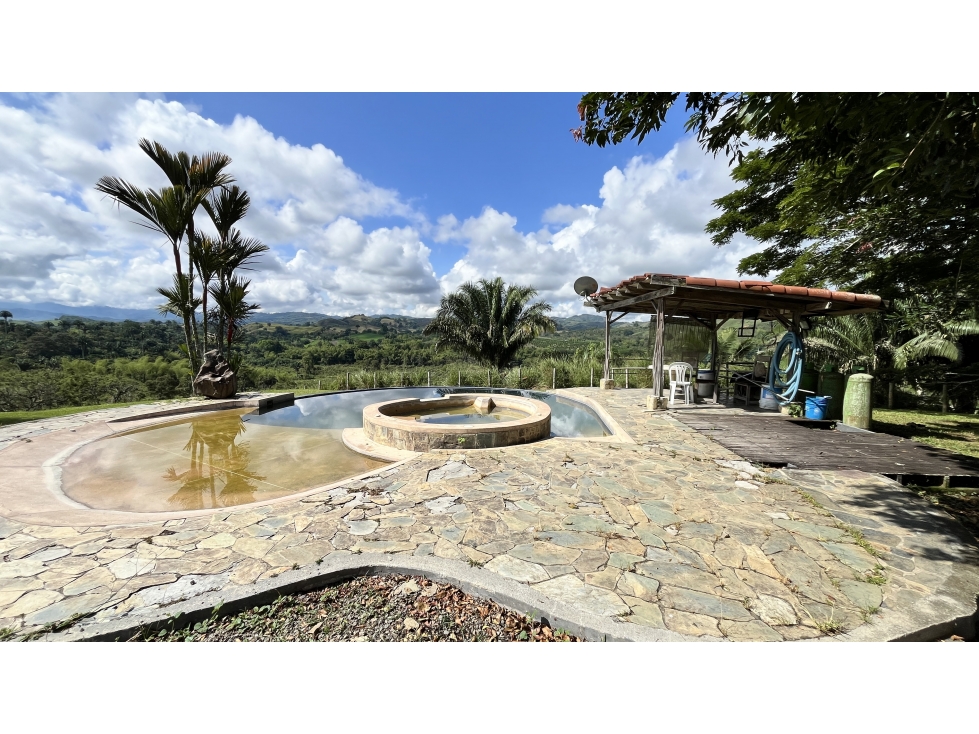 VENTA DE FINCA EN CAICEDONIA, VALLE, COLOMBIA - 4
