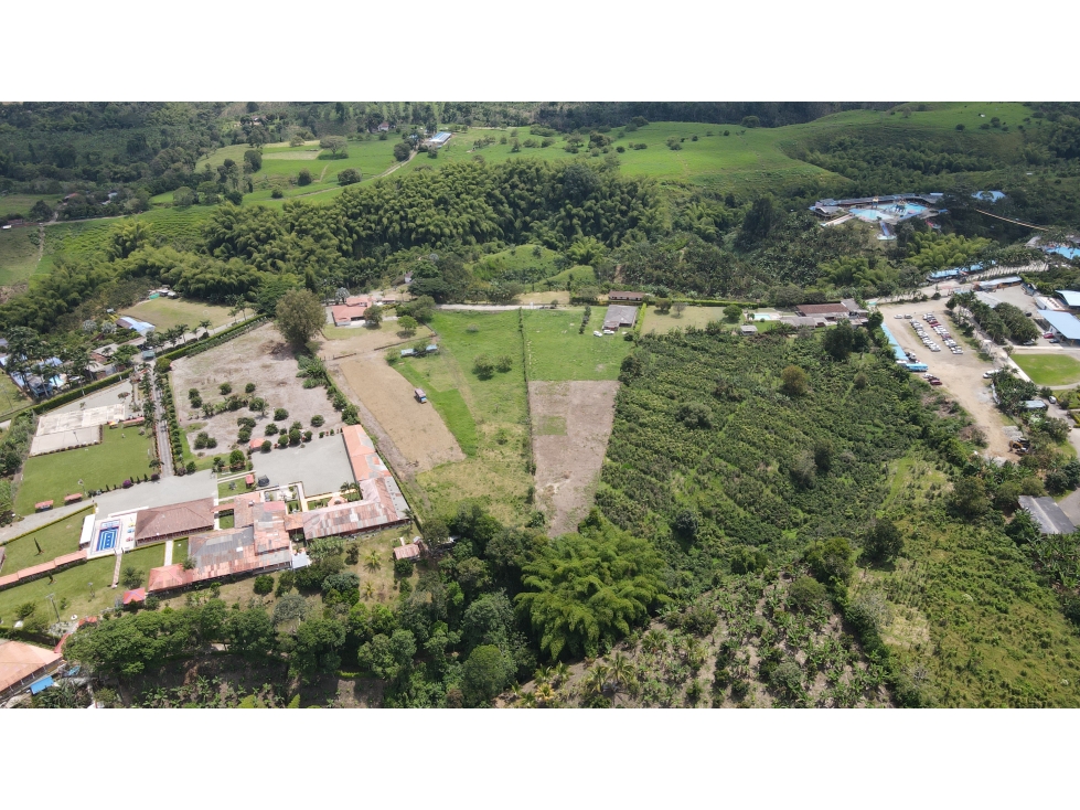 VENTA DE ESPECTACULAR LOTE EN MONTENEGRO, QUINDÍO, COLOMBIA - 4