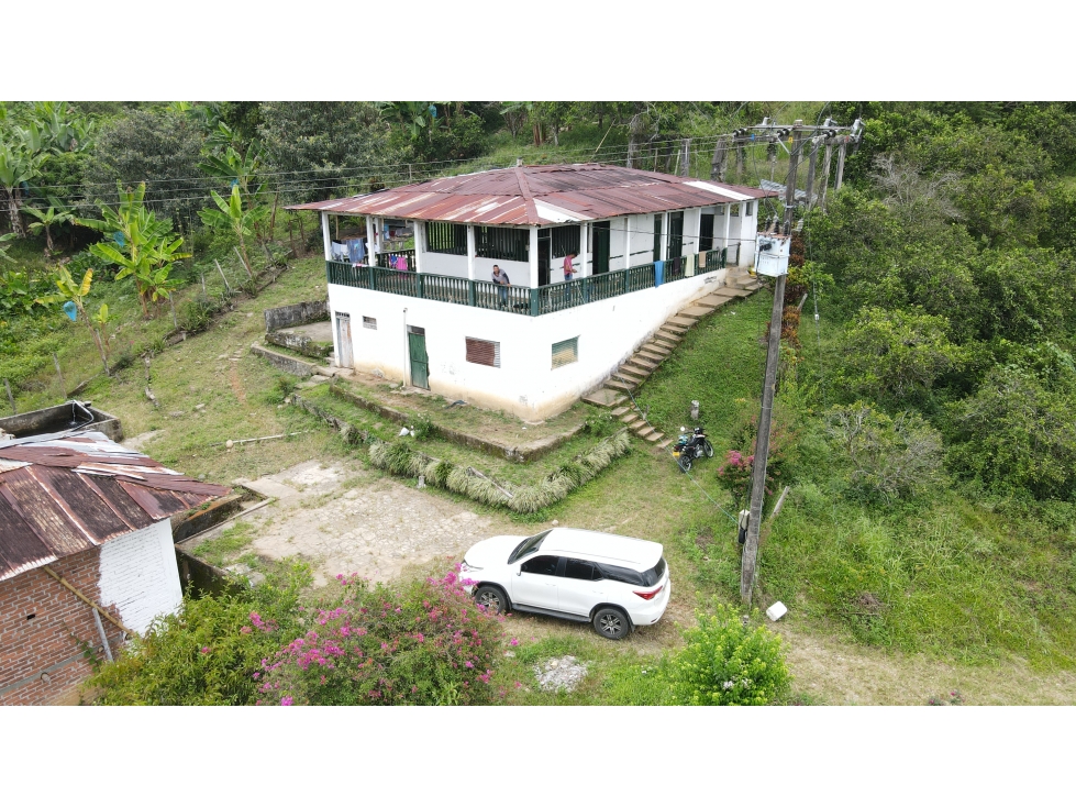 VENTA DE FINCA EN BUENAVISTA, QUINDÍO, COLOMBIA - 1