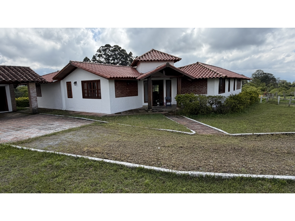 VENTA DE CASA CAMPESTRE EN CIRCASIA, QUINDÍO, COLOMBIA — foto 2