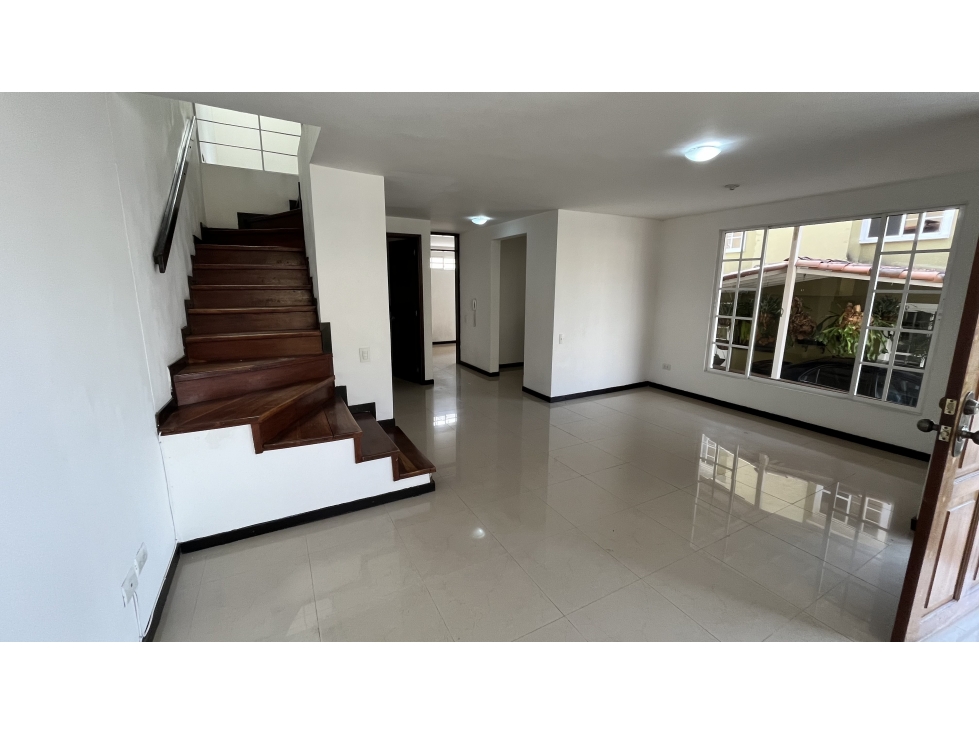 VENTA DE CASA EN EL NORTE DE ARMENIA, QUINDÍO, COLOMBIA — foto 2