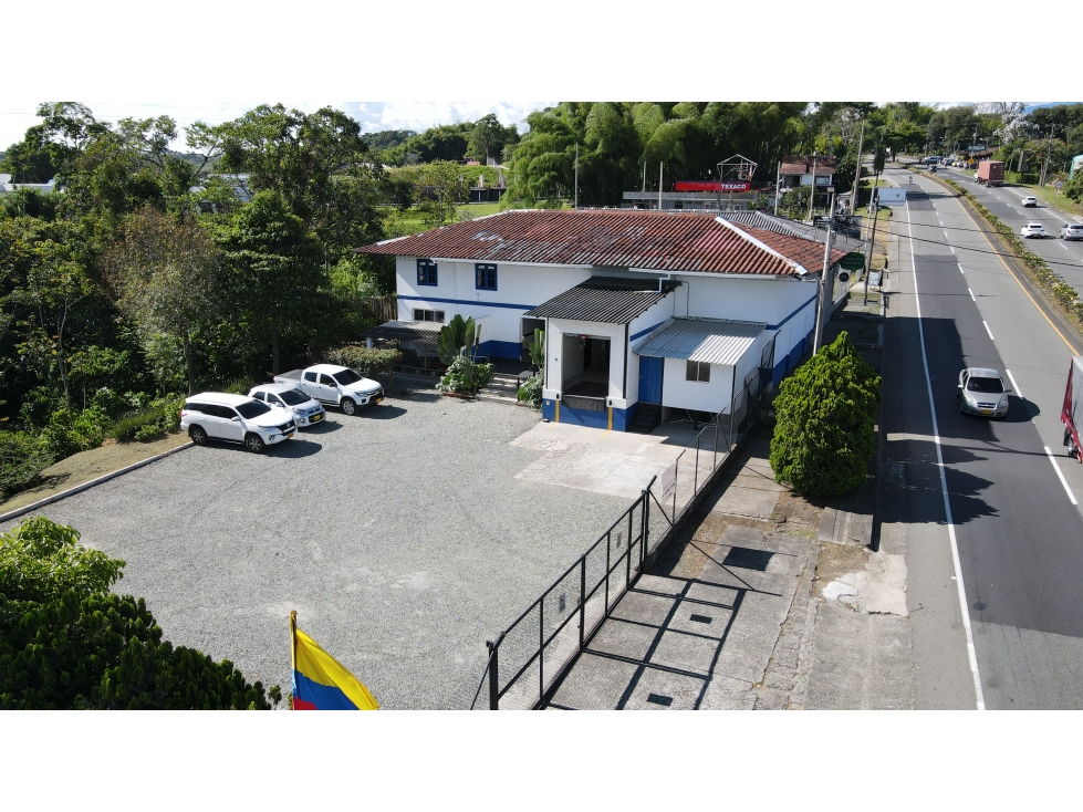 SE ARRIENDA BODEGA EN CIRCASIA, QUINDIO, COLOMBIA - 1