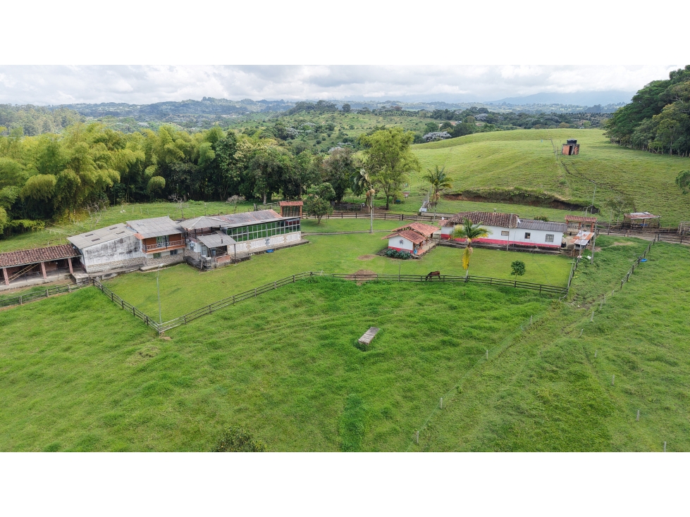 VENTA DE FINCA EN CIRCASIA, QUINDÍO, COLOMBIA