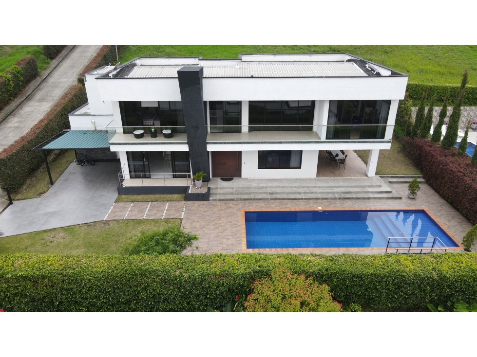 VENTA DE CASA CAMPESTRE EN ARMENIA, QUINDÍO, COLOMBIA