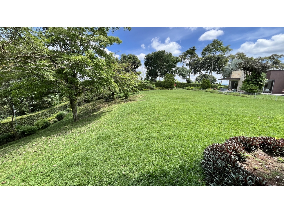 VENTA DE LOTE EN EXCLUSIVO CONJUNTO CERRADO EN EL CAIMO — foto 4