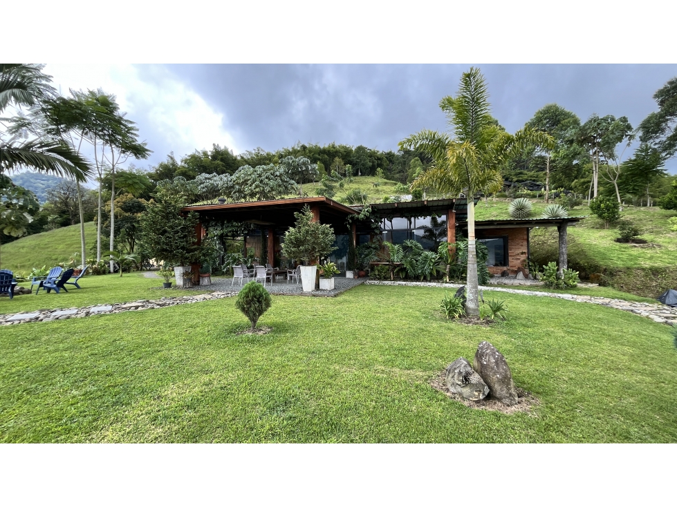 VENTA DE FINCA-HOTEL EN PEREIRA, RISARALDA, COLOMBIA - 1