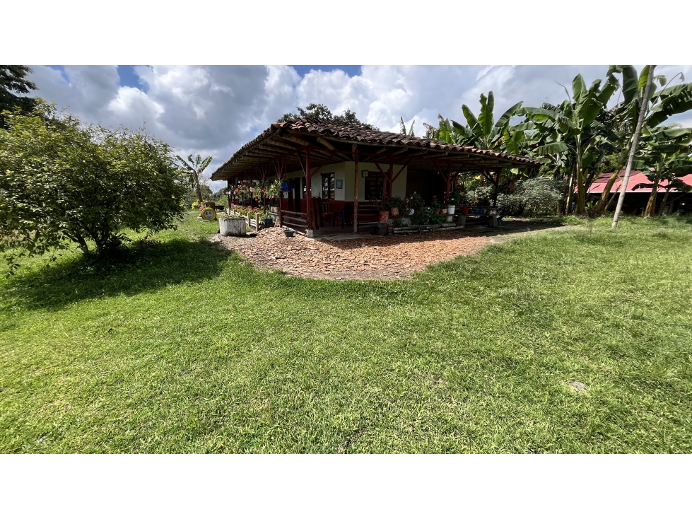 VENTA DE FINCA EN CIRCASIA, QUINDÍO, COLOMBIA — foto 2
