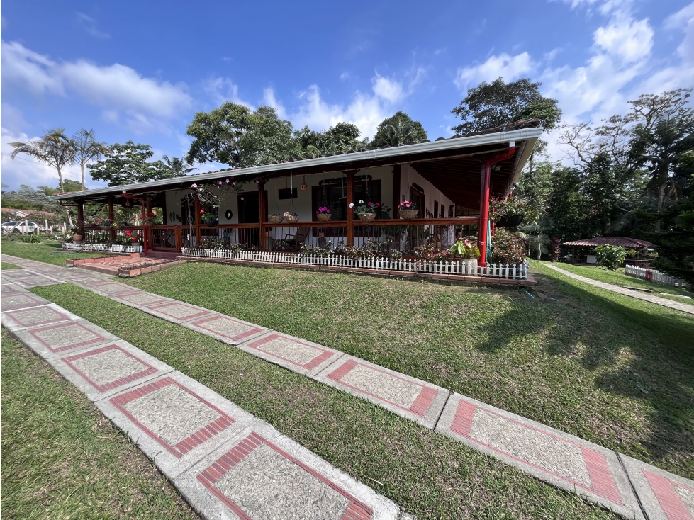 VENTA DE CASA CAMPESTRE EN CIRCASIA, QUINDÍO, COLOMBIA — foto 4
