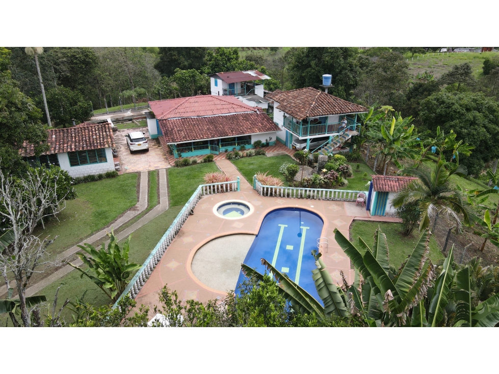 VENTA DE FINCA EN QUIMBAYA, QUINDÍO, COLOMBIA - 3