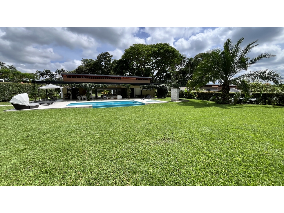 VENTA DE LUJOSA CASA CAMPESTRE EN ARMENIA, QUINDÍO, COLOMBIA — foto 2