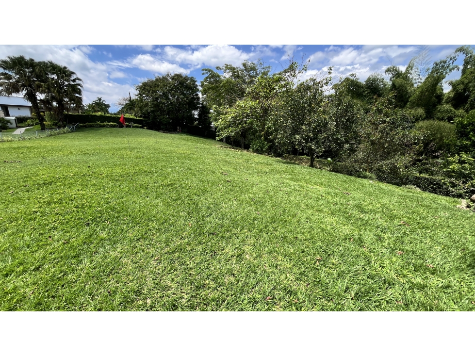 VENTA DE LOTE EN EXCLUSIVO CONJUNTO CERRADO EN EL CAIMO — foto 2