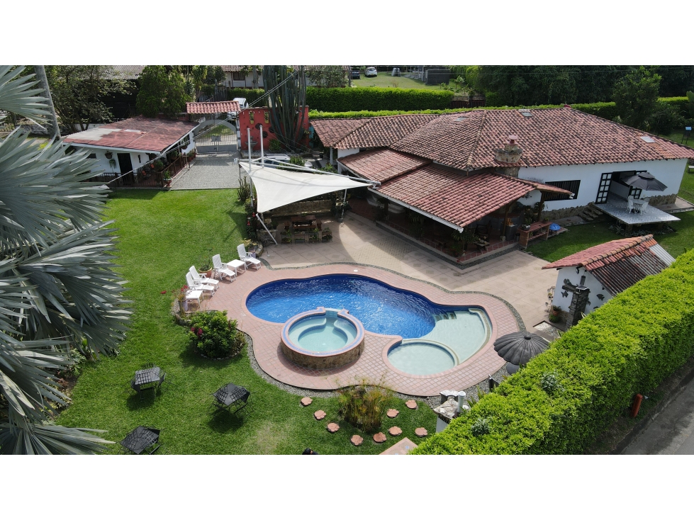 VENTA DE CASA CAMPESTRE EN ARMENIA, QUINDÍO, COLOMBIA