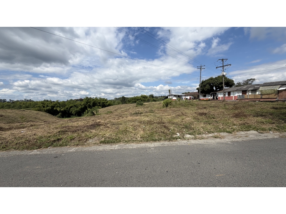 VENTA DE LOTE COMERCIAL EN ARMENIA, QUINDÍO, COLOMBIA — foto 4