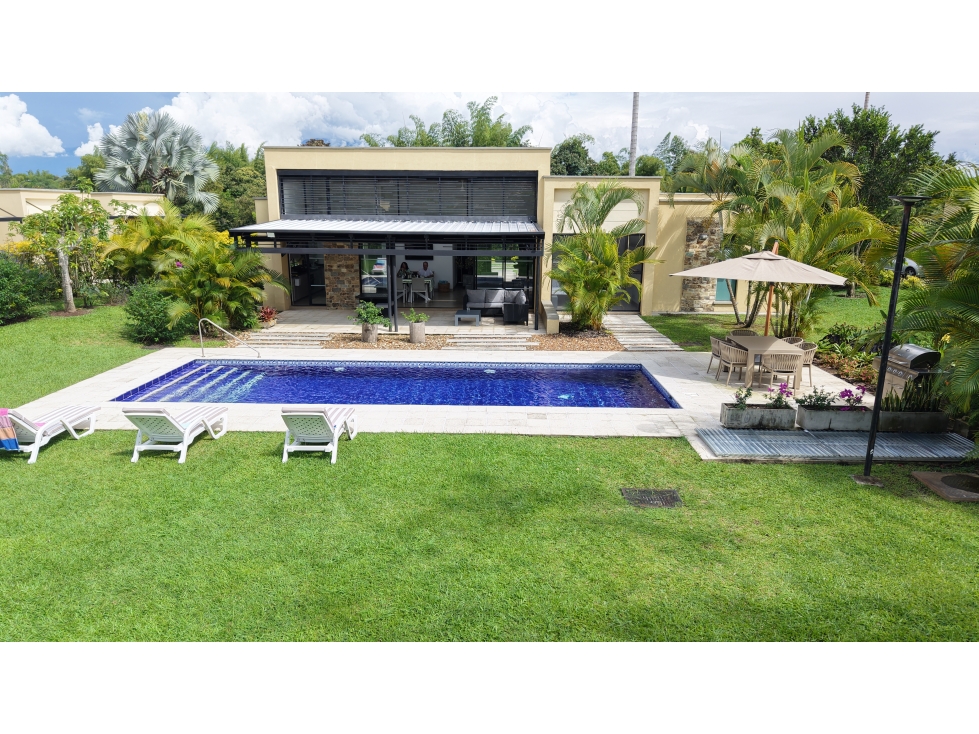 SE ARRIENDA ESPECTACULAR CASA EN ARMENIA, QUINDÍO, COLOMBIA