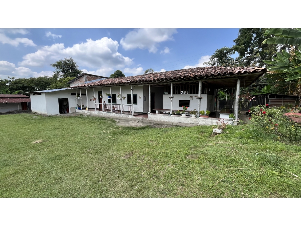 VENTA DE FINCA CAFETERA EN ARMENIA, QUINDIO, COLOMBIA - 1