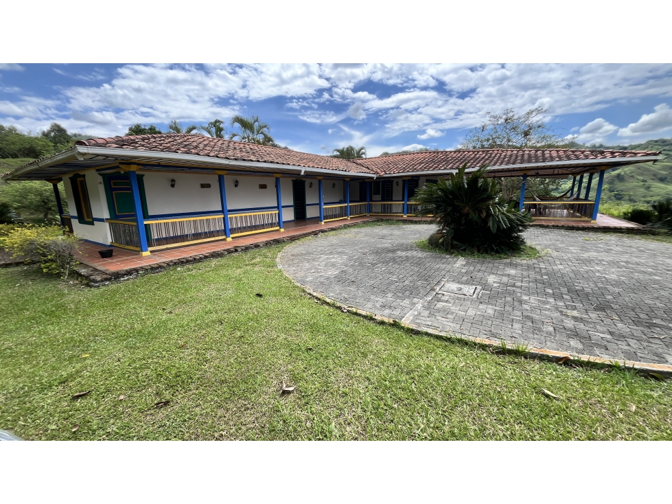 VENTA DE FINCA GANADERA EN QUIMBAYA, QUINDÍO, COLOMBIA - 4