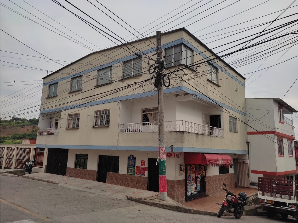 APARTAMENTO EN ARRIENDO / BARRIO LAS VILLAS / APTO 301 — foto 2