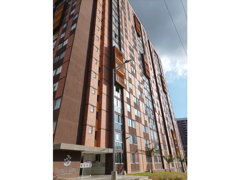APARTAMENTO EN ARRIENDO / C.R FLORIDA DE LA SIERRA / APTO 1909 — foto 2