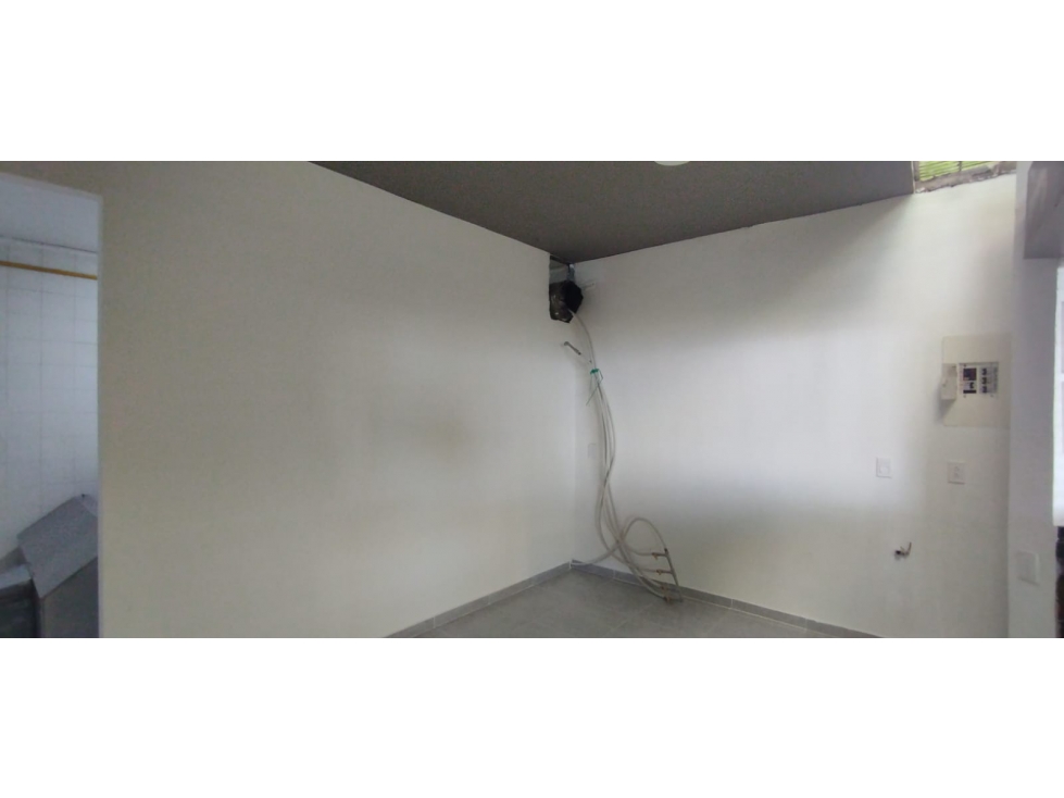 LOCAL EN ARRIENDO / CC CUARTA ETAPA CABECERA - BUCARAMANGA - 6