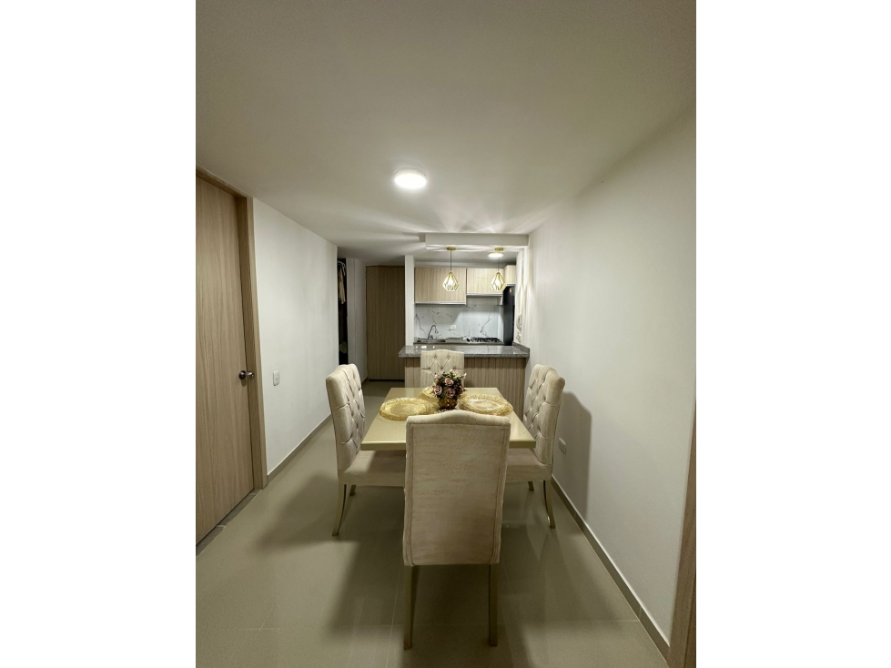 En Venta apartamento en Miramar - poco uso