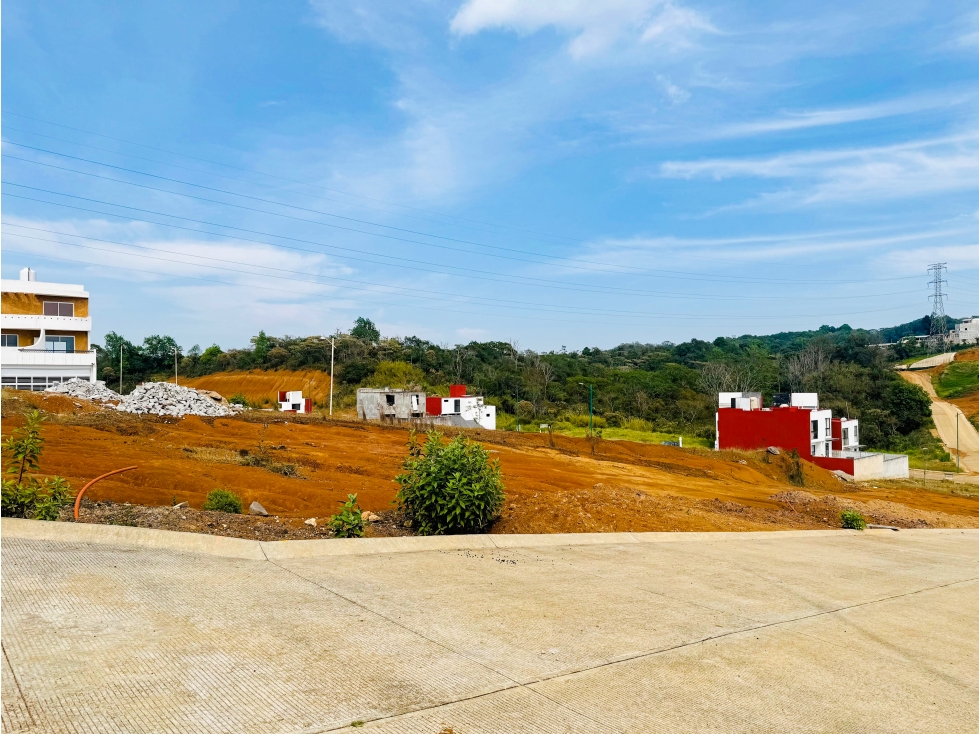 Terrenos en venta en Fraccionamiento Los Almendros, Xalapa - 6