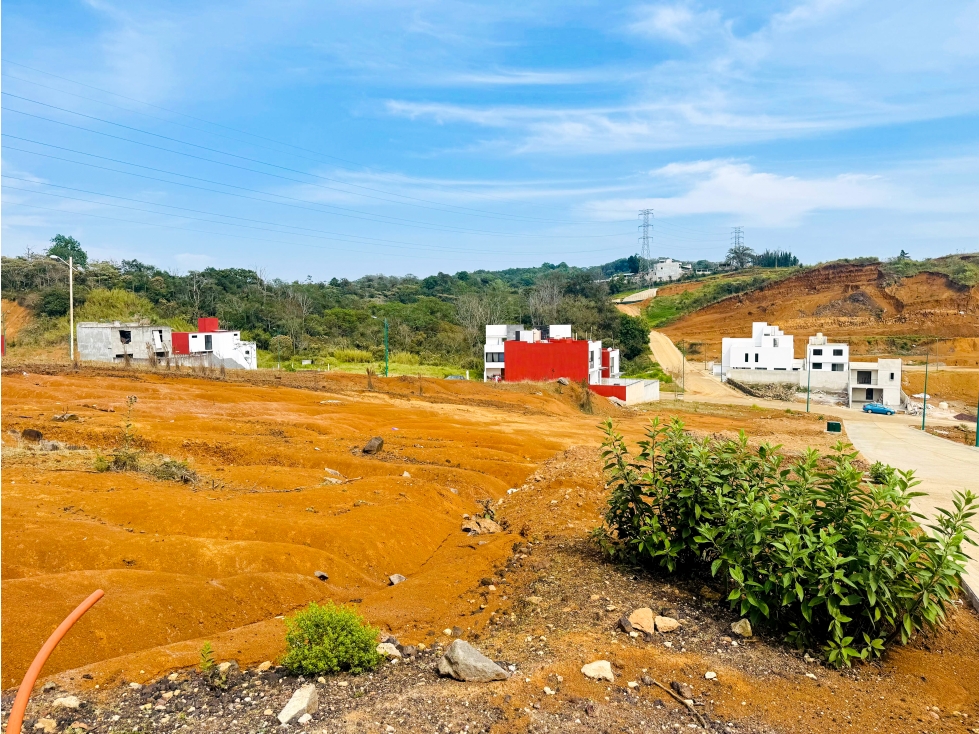 Terrenos en venta en Fraccionamiento Los Almendros, Xalapa - 4