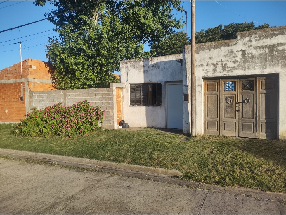 Venta | Casa | 2 dorm | a refaccionar Maipu y Merlo