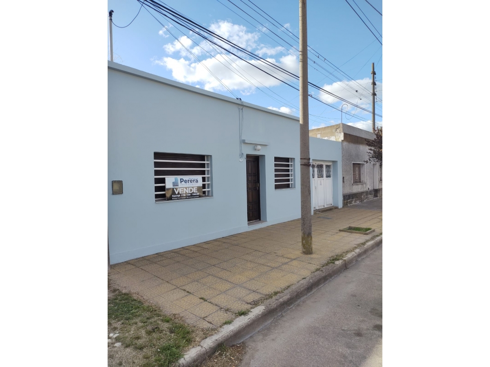 Venta | Casa | 2 dorm | Lamadrid y Estrada | Mariano Moreno - 1
