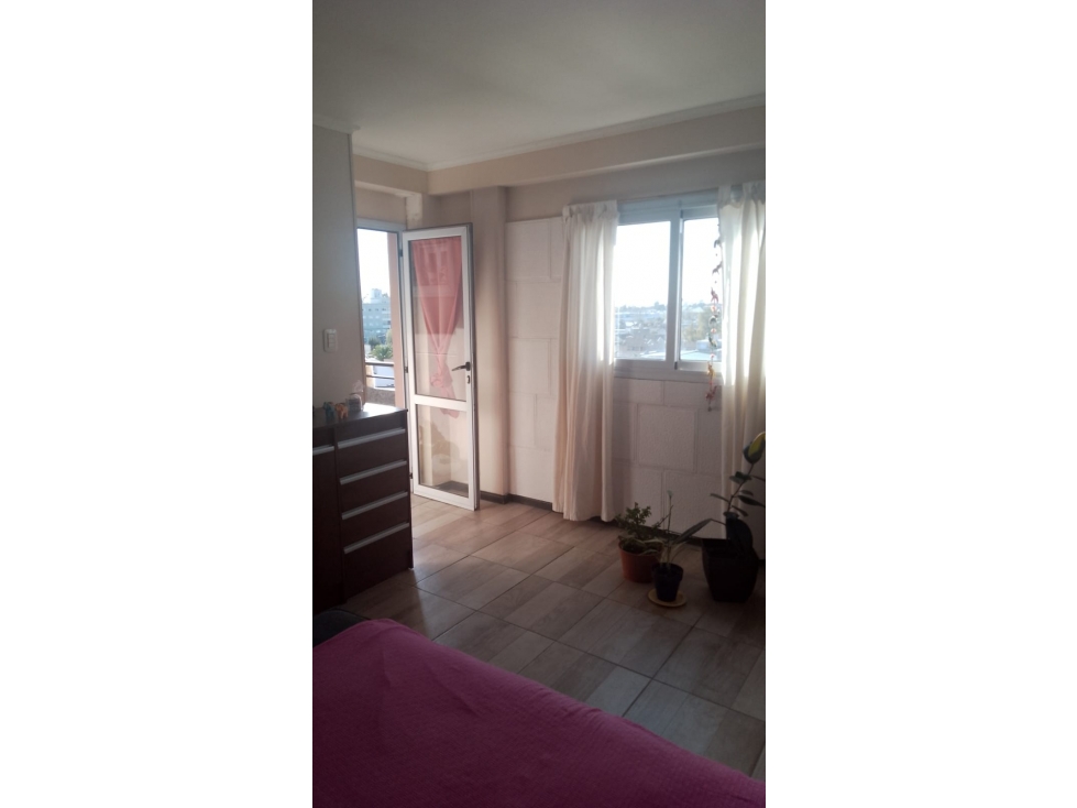 Venta | Depto | 1 dorm | 5to Piso frente | Mariano Moreno - 6