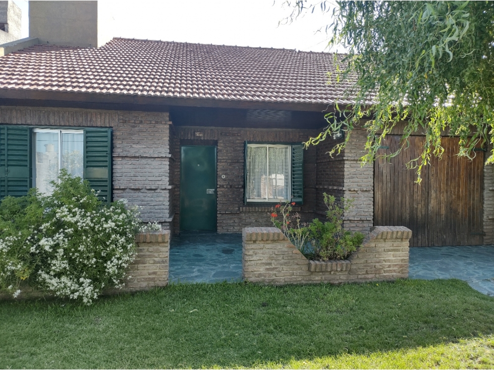 Venta | Casa | 2 dorm | L Heras y Pellegrini