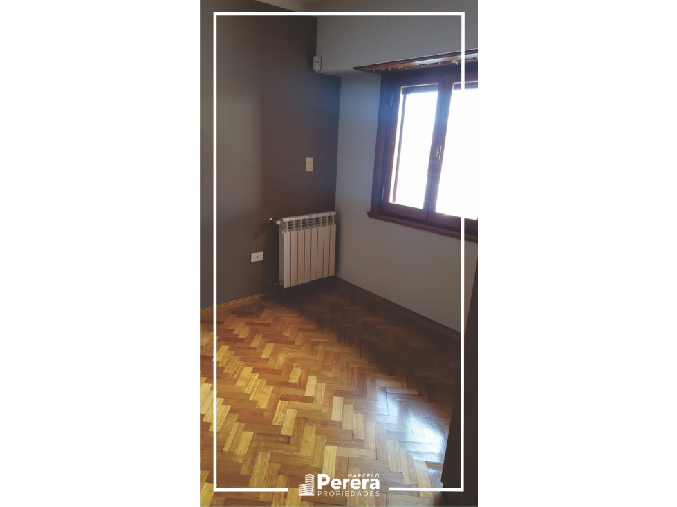 Venta | Casa | 4 dorm | Mariano Moreno - 3