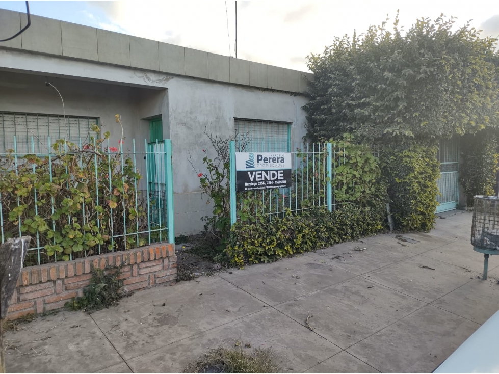 Venta | Casa | 2 dorm | Canaveri y Laprida - A restaurar - 1