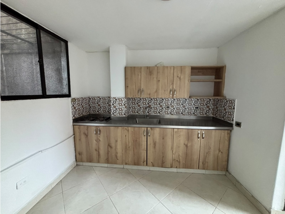 Venta de casa en Itagüí, zona céntrica — foto 5