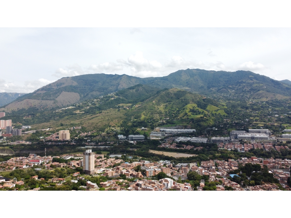Venta de lote en la zona industrial de Copabana — foto 6