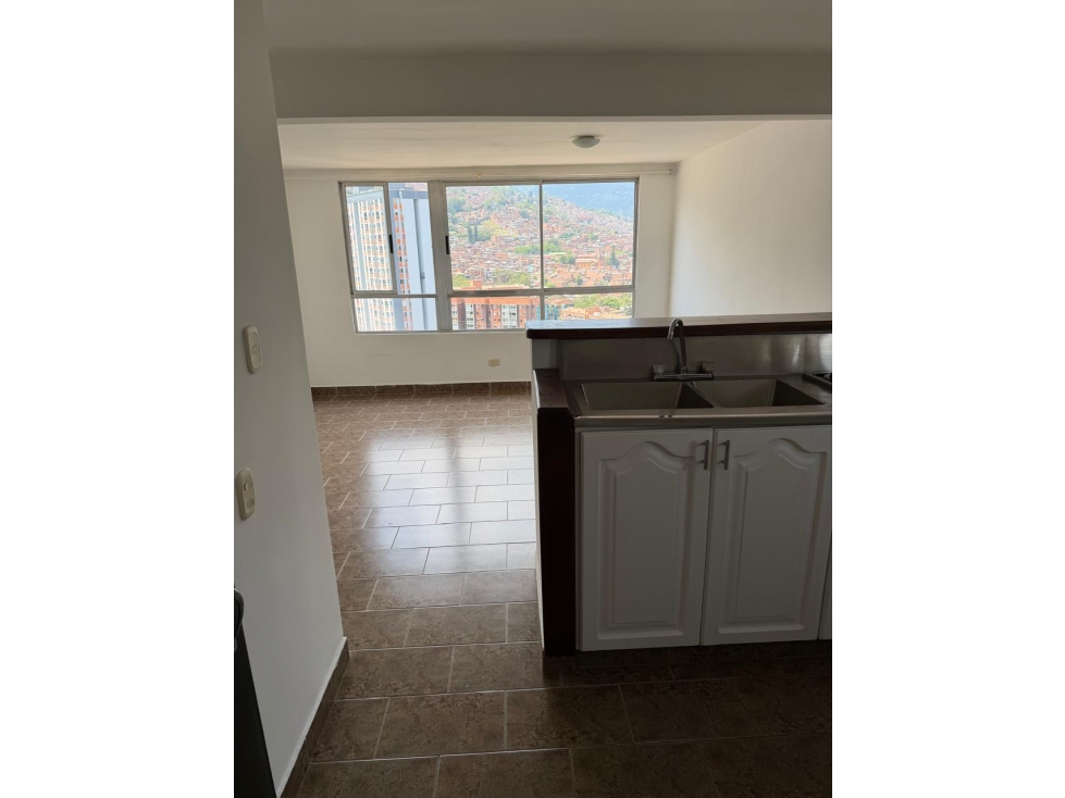 Venta de apartamento en Medellin, barrio los ángeles — foto 2