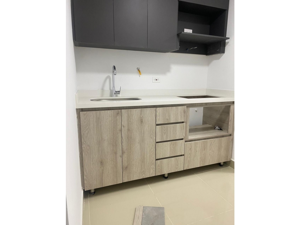 Venta de apartamento en sabaneta, sector calle larga — foto 2