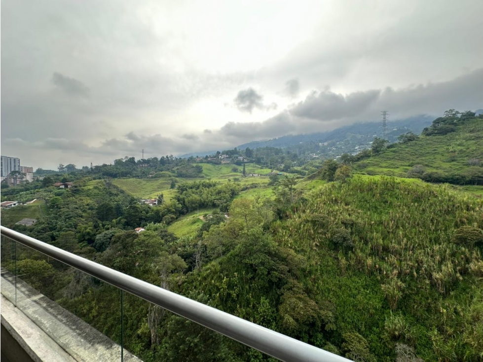 Apartamento en Envigado, sector camino verde — foto 2