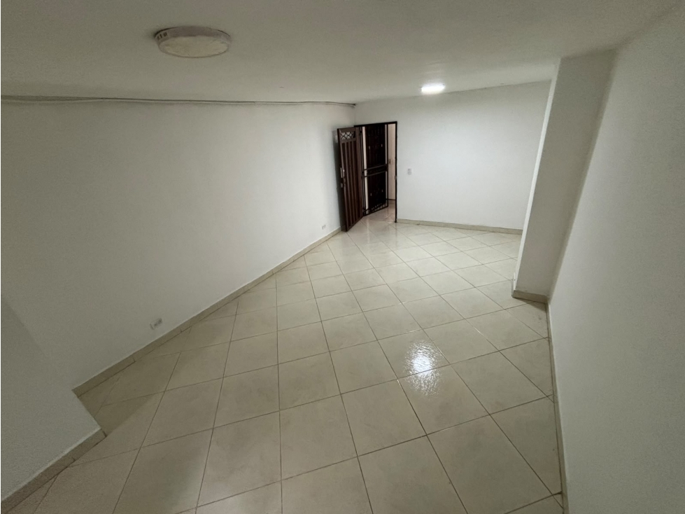 Venta de casa en Itagüí, zona céntrica — foto 3